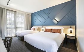 Nightcap At Sandown Park Hotel